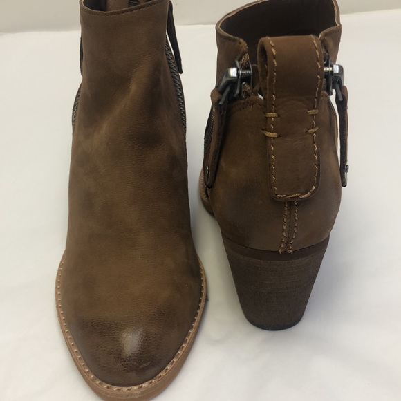 Dolce Vita Jaeger Teak Brown Nubuck Booties 7 New - Picture 7 of 8